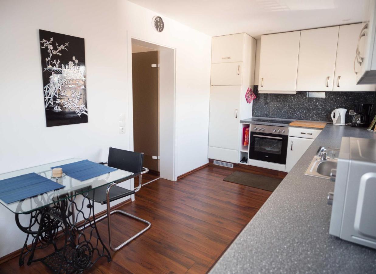 Ferienwohnung Moemlingtal Momlingen Номер фото